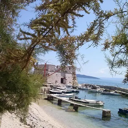 Mala Plaza 2 Pansiyon Kastela